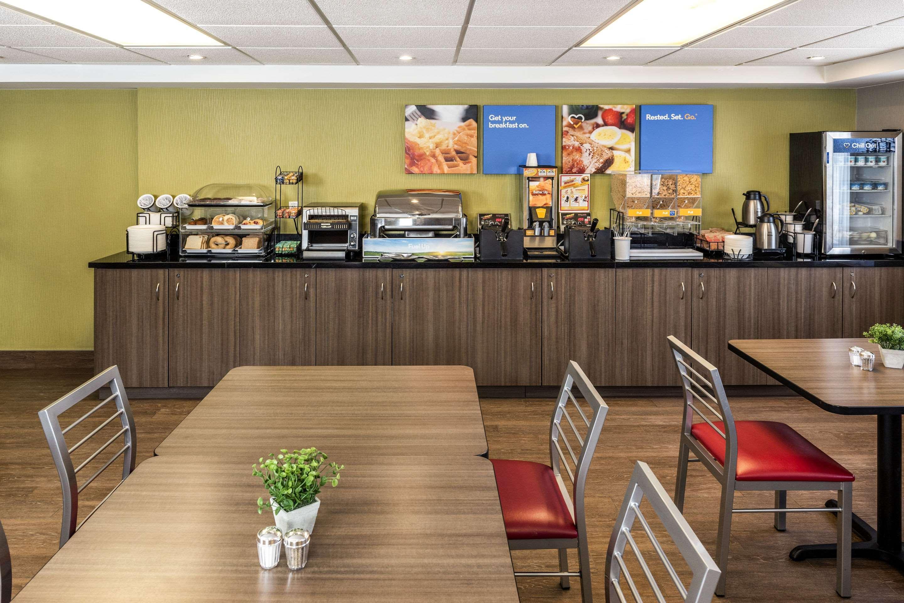 Comfort Inn Edmundston Luaran gambar